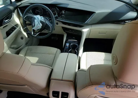 2021 Buick Envision Essence z USA, uszkodzony, nr VIN LRBFZNR40MD103919